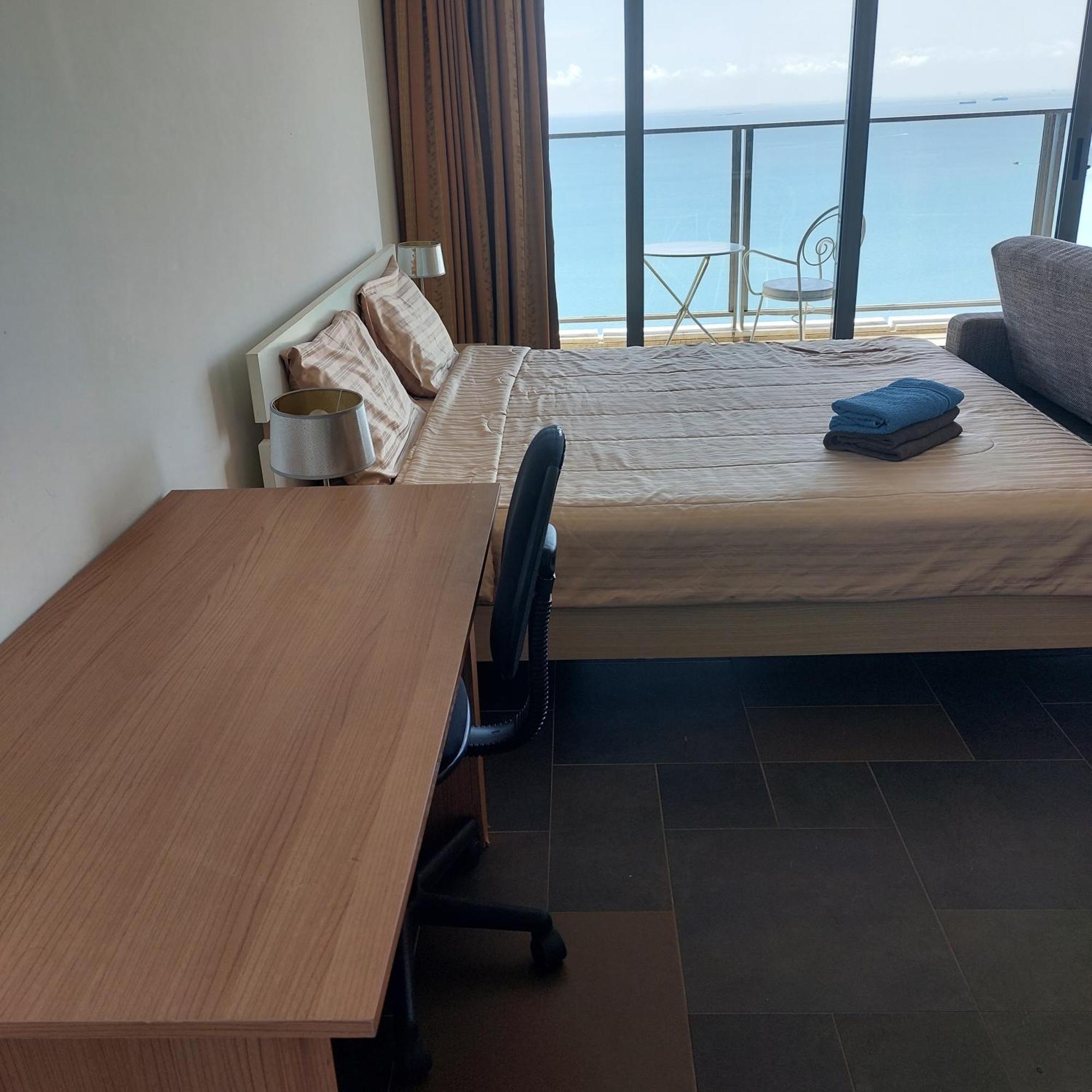 Sea View Apartment In Pattaya Luaran gambar