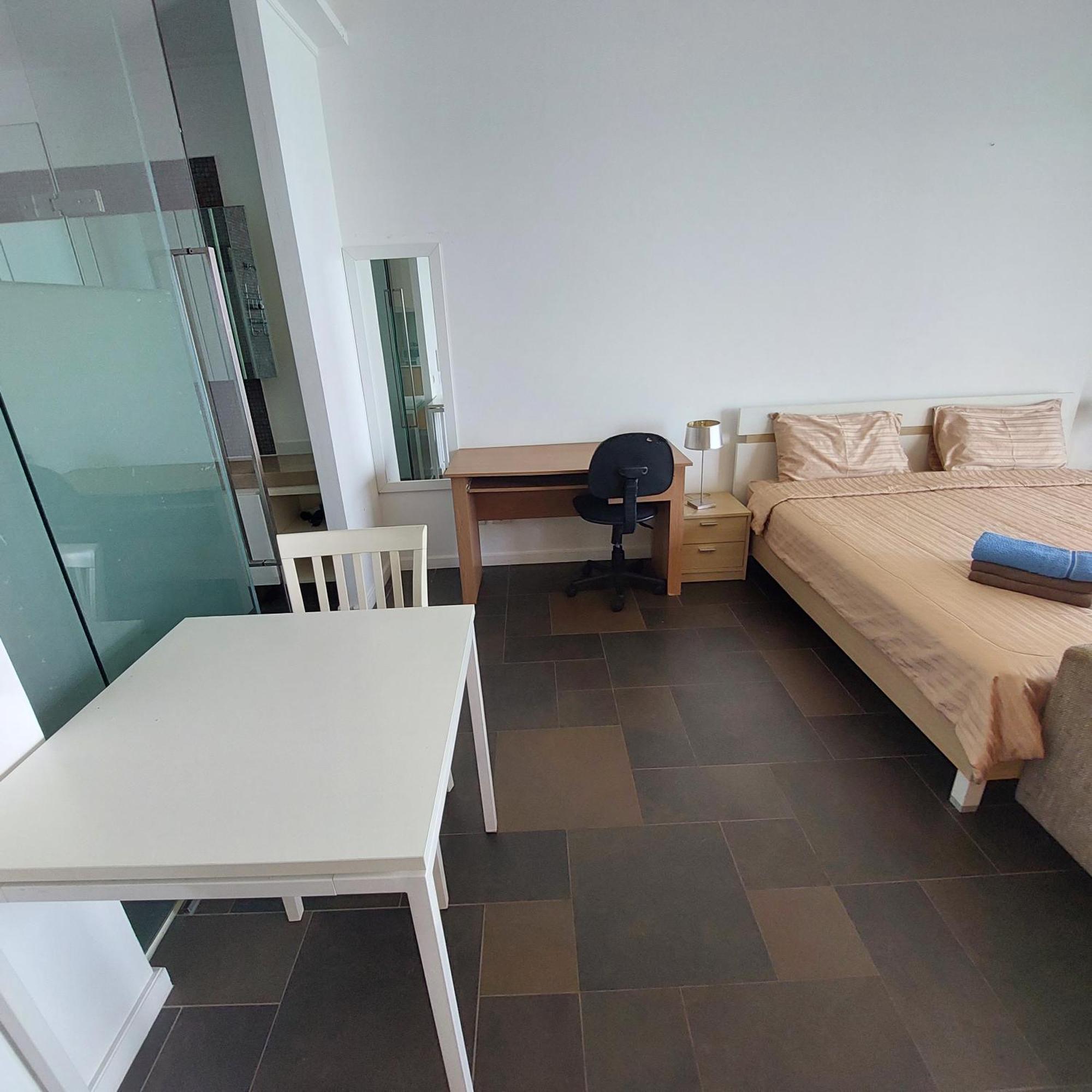 Sea View Apartment In Pattaya Luaran gambar