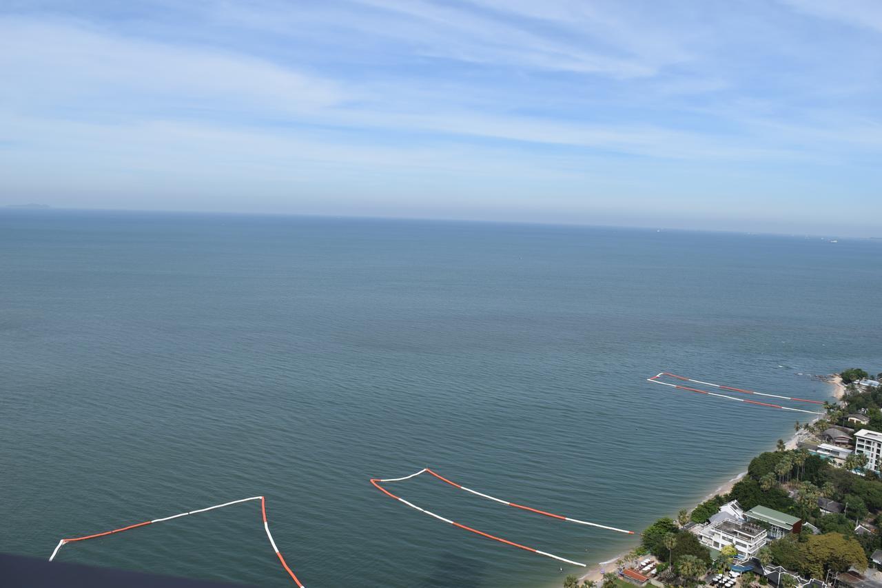 Sea View Apartment In Pattaya Luaran gambar