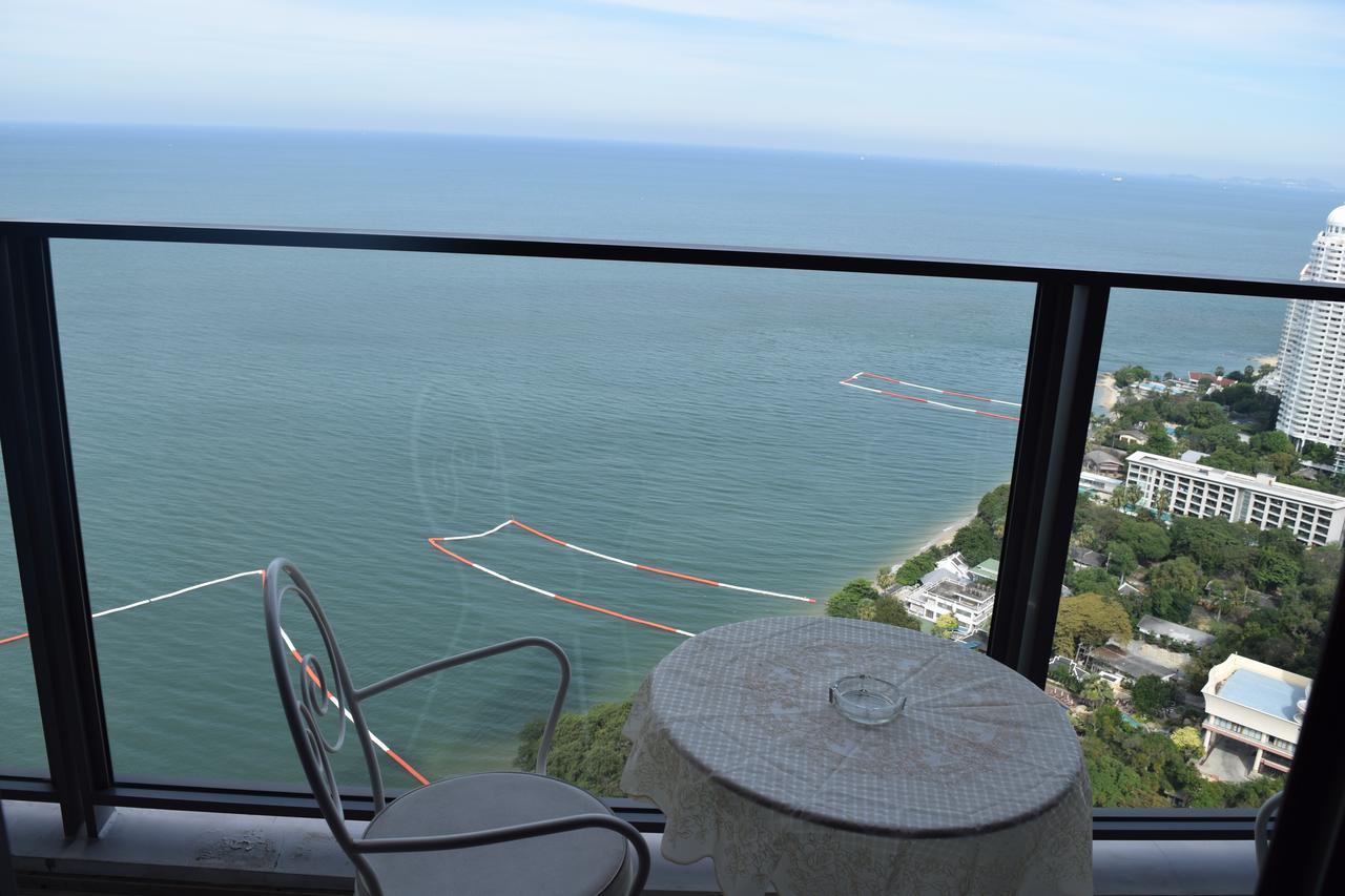 Sea View Apartment In Pattaya Luaran gambar
