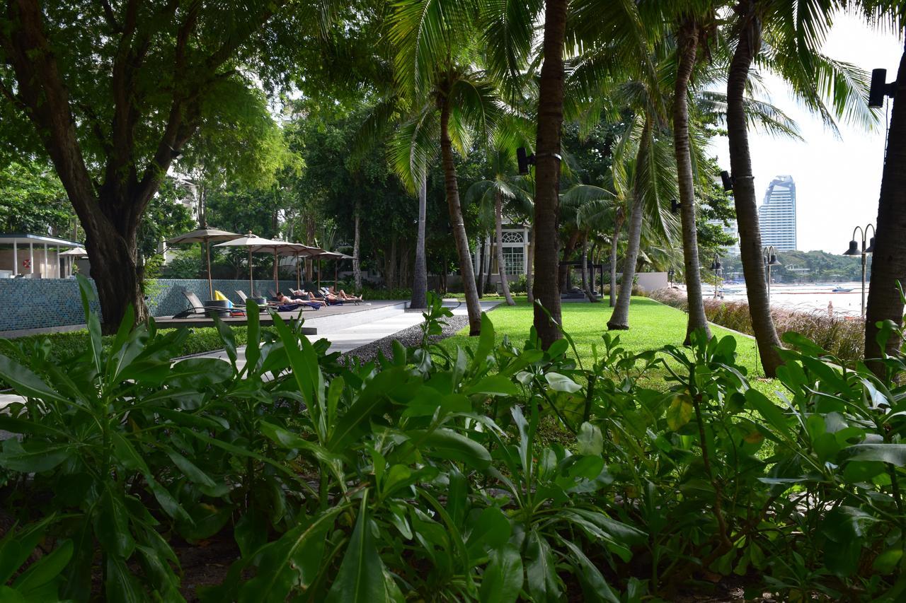 Sea View Apartment In Pattaya Luaran gambar